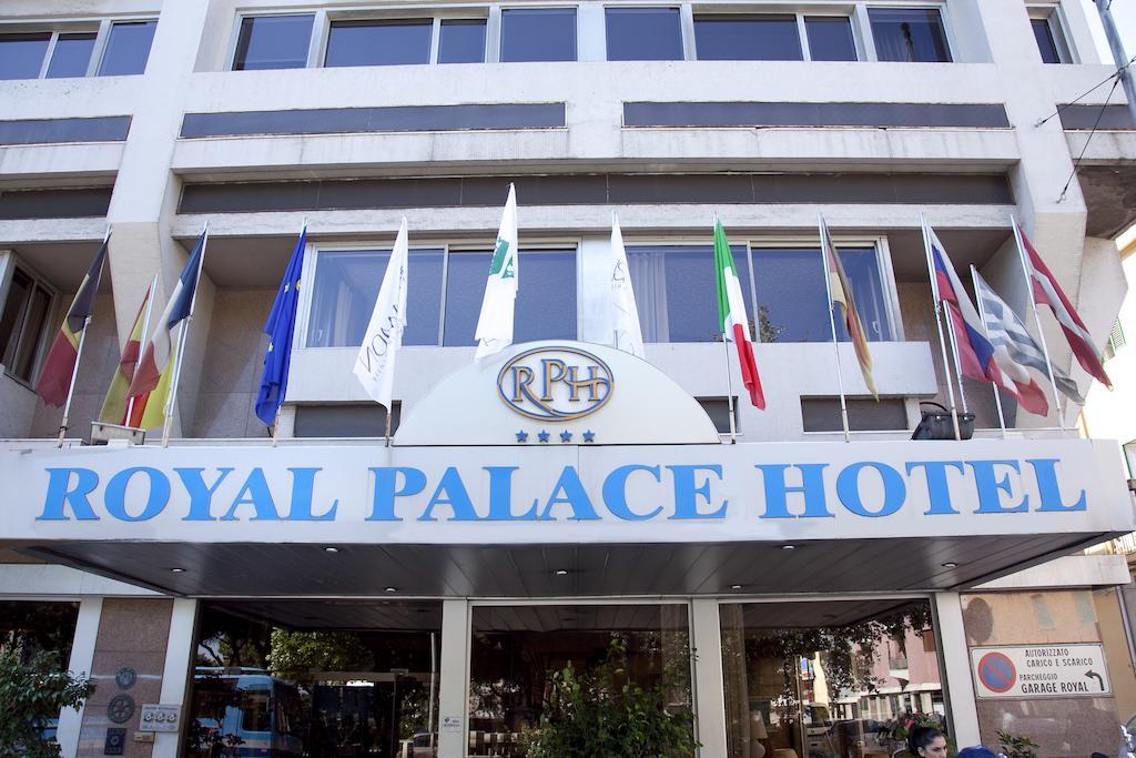 Hotel Royal Palace Mesyna Zewnętrze zdjęcie